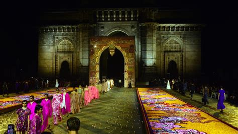 dior show gateway of india